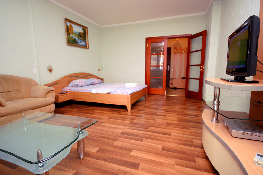 Inn Home Apartments - Livoberezhna Kiew Zimmer foto