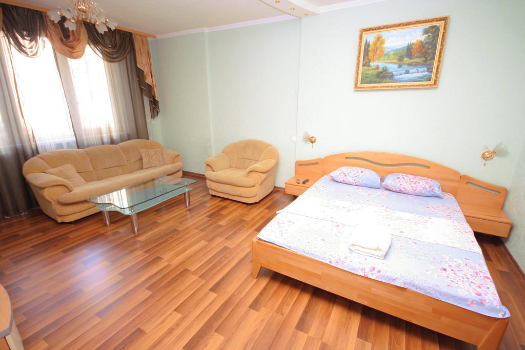 Inn Home Apartments - Livoberezhna Kiew Zimmer foto